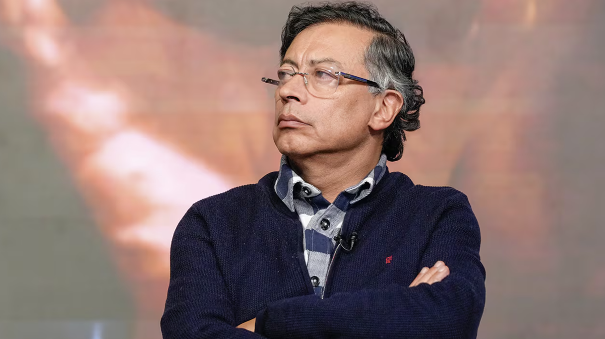 Petro calificó de terroristas a los autores del atentado en Cajibío y pidió acusar a alias Marlon ante la Corte Penal Internacional