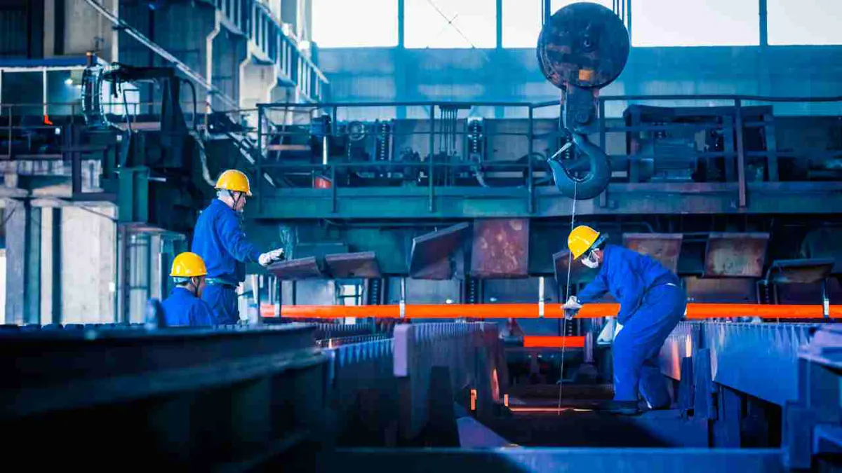 Producción industrial de Colombia creció 2,4 % en marzo de 2026, según el DANE