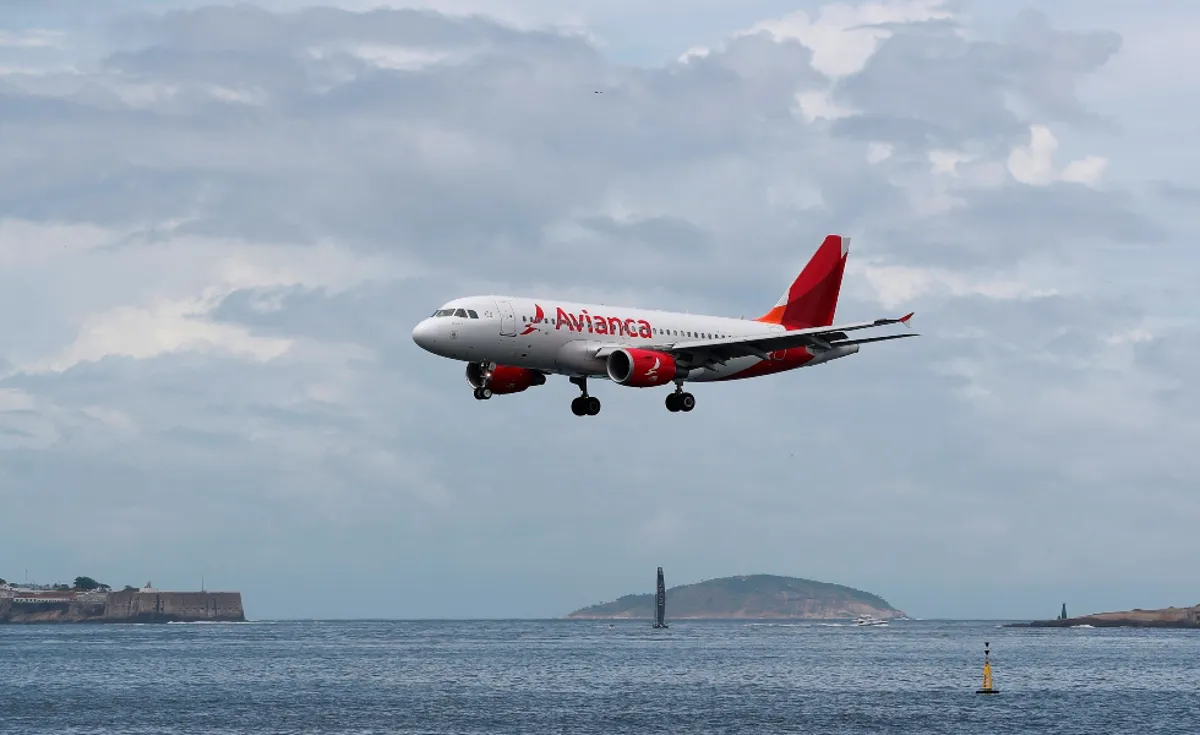 Un avión de Avianca aterriza en las islas Azores por emergencia médica de un pasajero