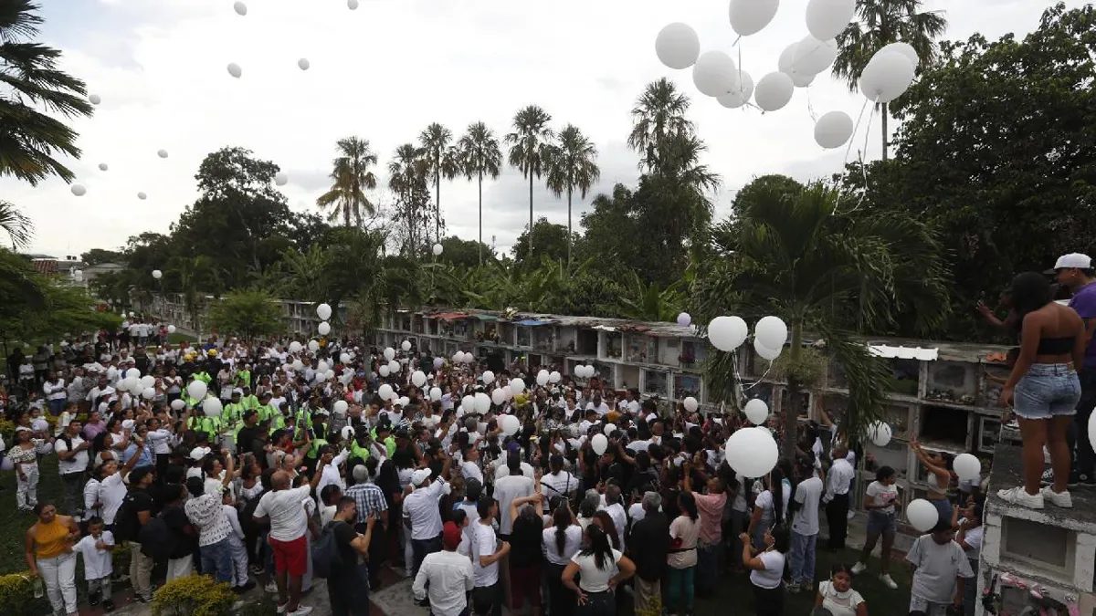 Miles de personas rinden sentida despedida a Sofía Delgado en Candelaria, Valle