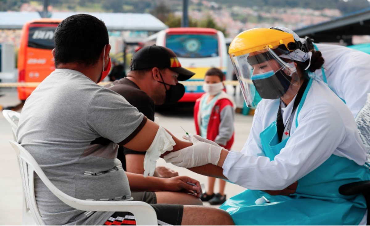Gobierno destinará más de 326 mil millones en la atención médica de migrantes