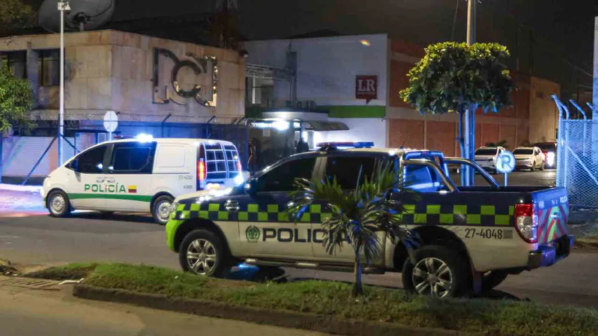 Autoridades rechazan ataque con explosivo contra instalaciones de medio de comunicación en Cali