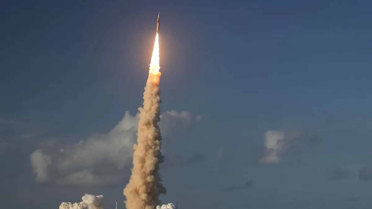 Artemis II: despega la misión que llevará astronautas a la órbita de la Luna tras más de 50 años