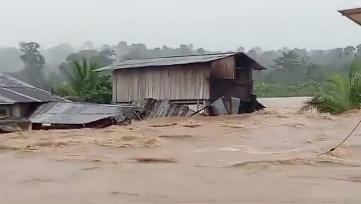 Ejército lleva ayuda humanitaria a afectados por lluvias en el Chocó