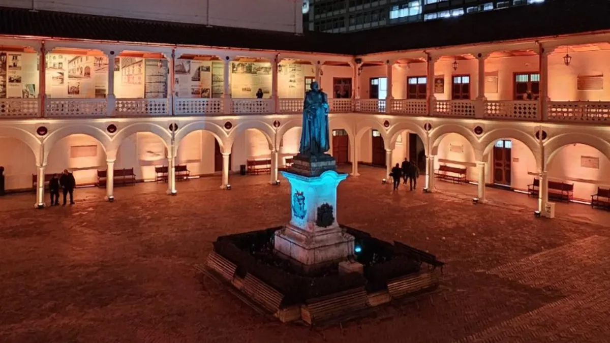 Despiden al rector de la Universidad del Rosario de Bogotá por presuntos malos manejos